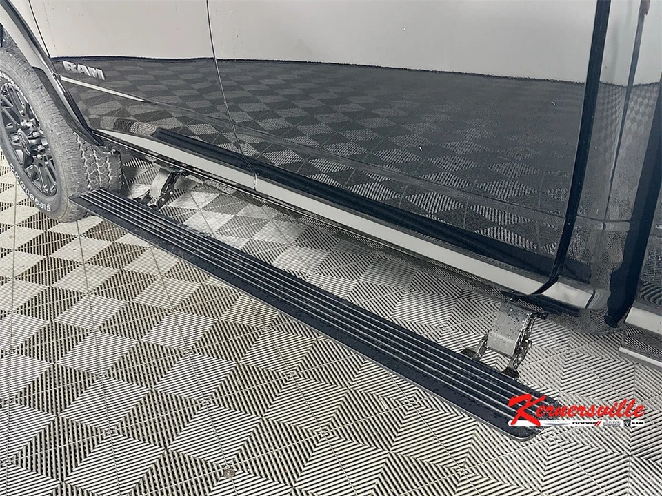 2026 Ram 2500 - Image 21 of 21