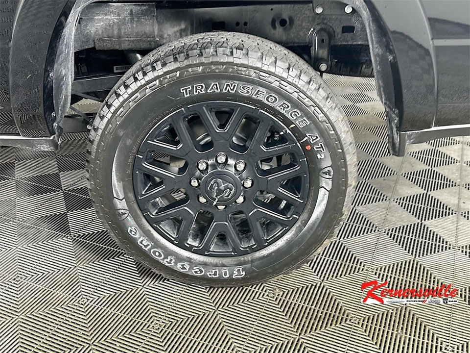2026 Ram 2500 - Image 17 of 21