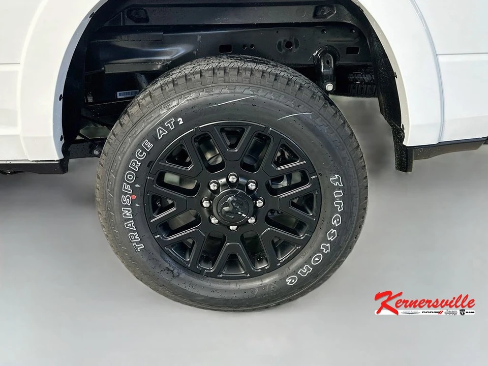 2026 Ram 2500 - Image 17 of 21