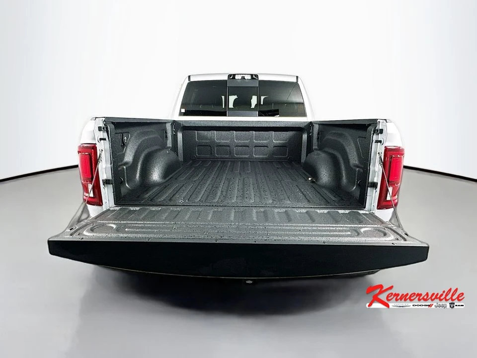 2026 Ram 2500 - Image 16 of 21