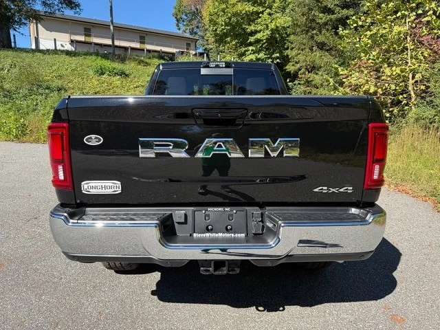 2026 Ram - Image 9 of 31