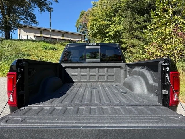 2026 Ram - Image 10 of 31