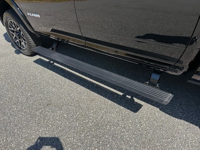 2026 Ram 2500 - Image 11 of 31