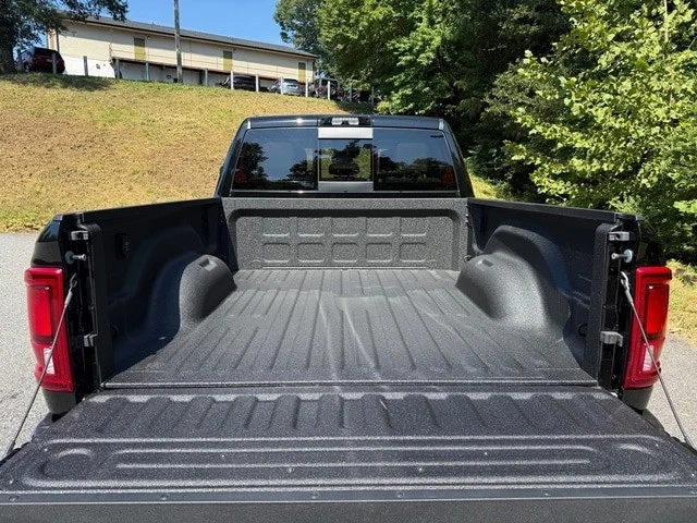 2026 Ram 2500 - Image 9 of 31