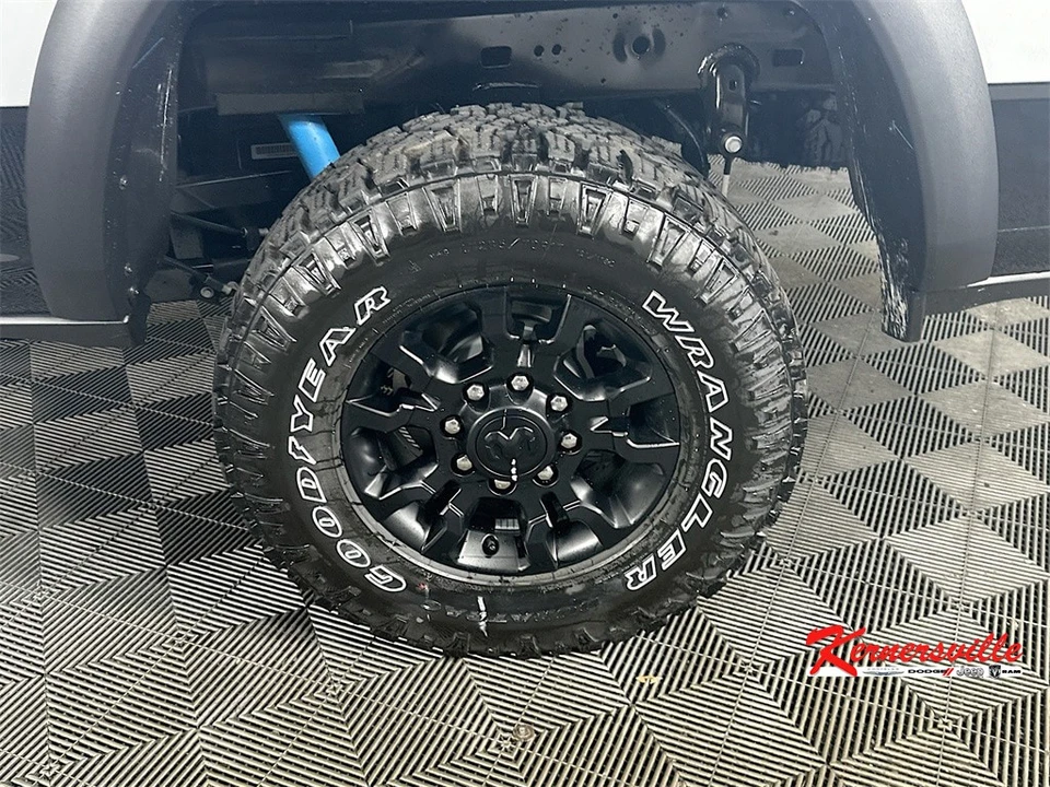 2026 Ram 2500 - Image 17 of 21