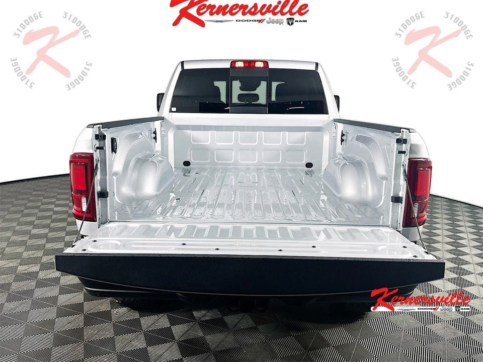2026 Ram 2500 - Image 16 of 21