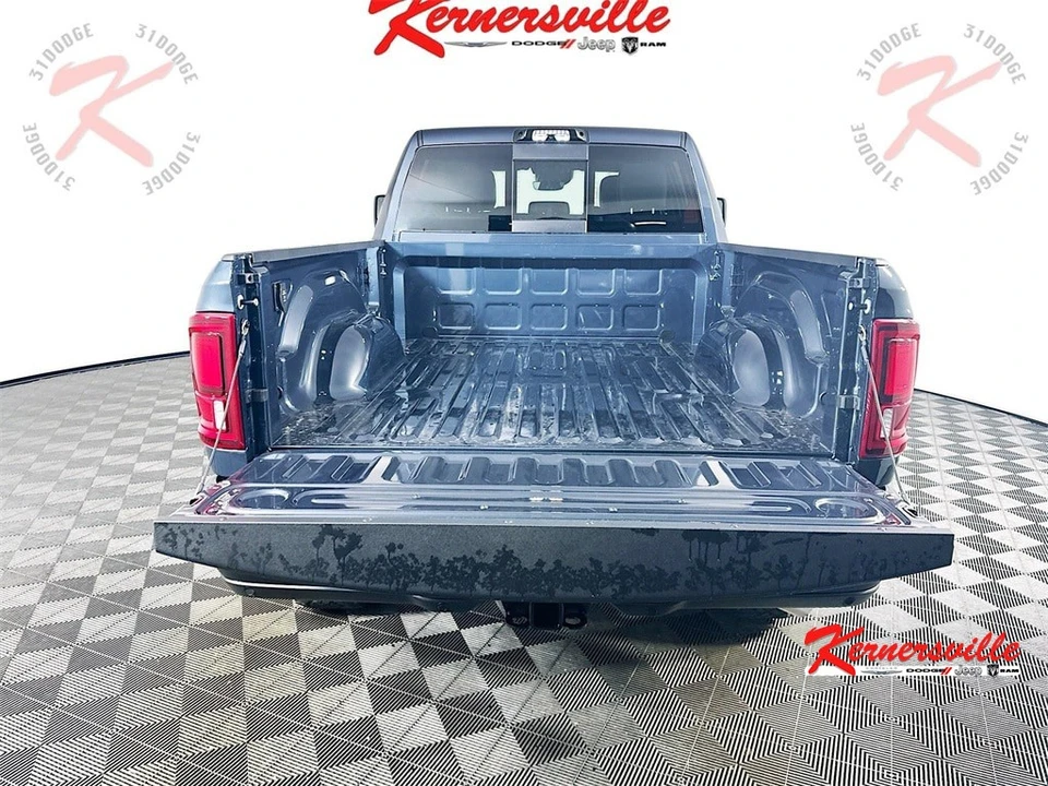 2026 Ram 2500 - Image 16 of 21