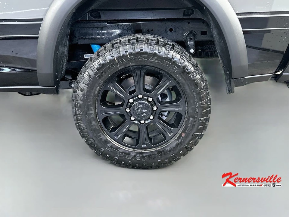 2026 Ram 2500 - Image 17 of 21