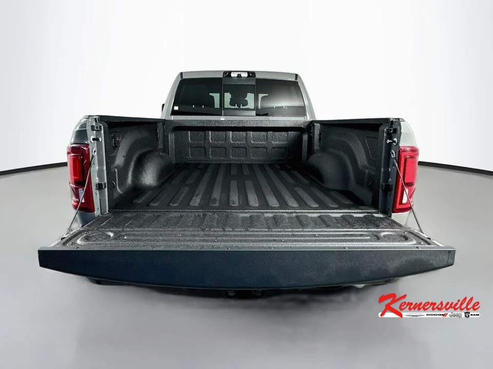 2026 Ram 2500 - Image 16 of 23