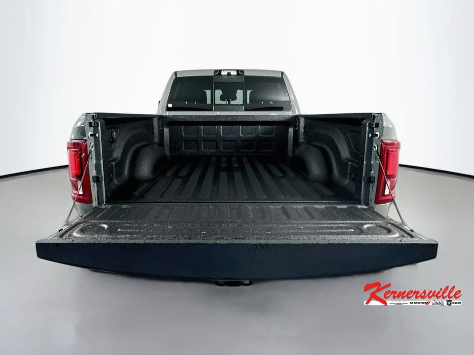 2026 Ram 2500 - Image 16 of 23