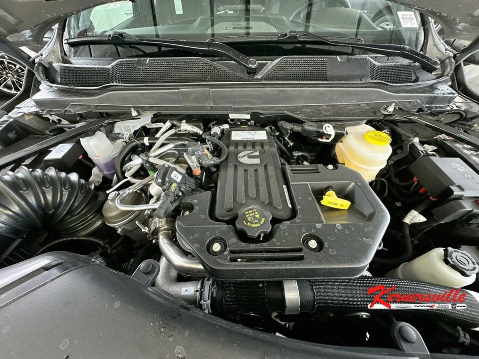 2026 Ram 2500 - Image 18 of 23
