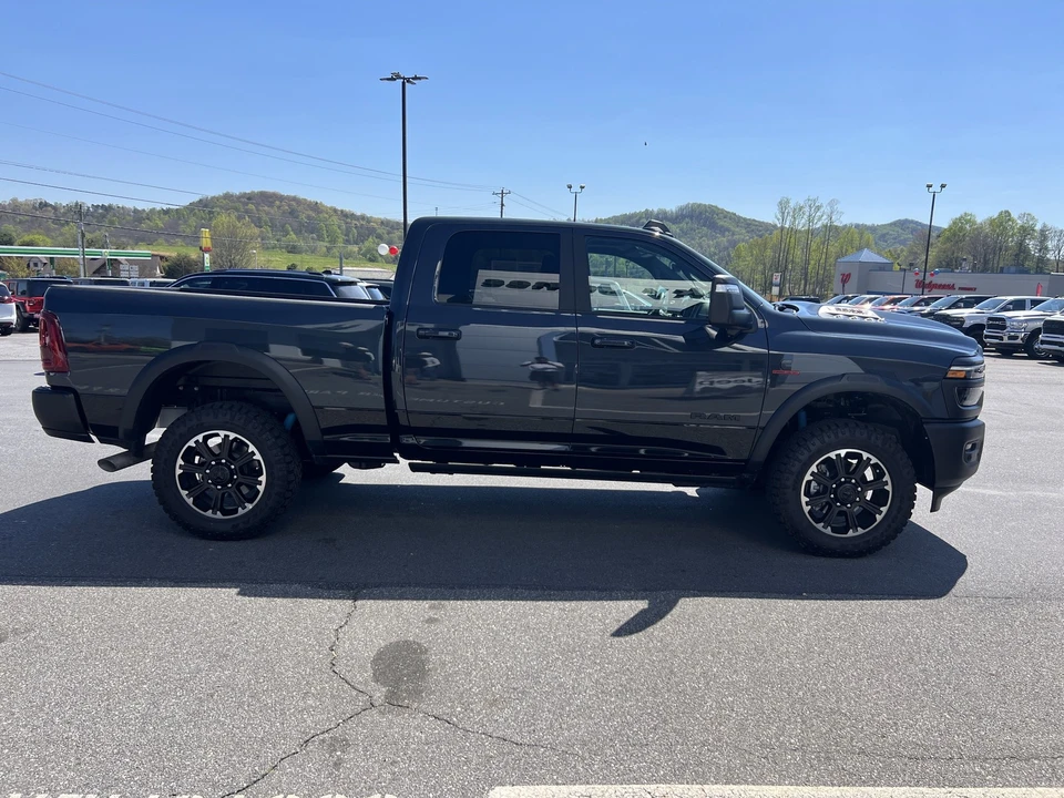 2026 Ram 2500 - Image 5 of 31