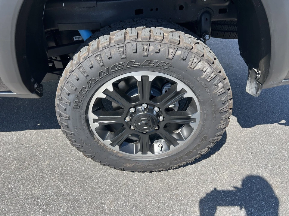 2026 Ram 2500 - Image 16 of 31