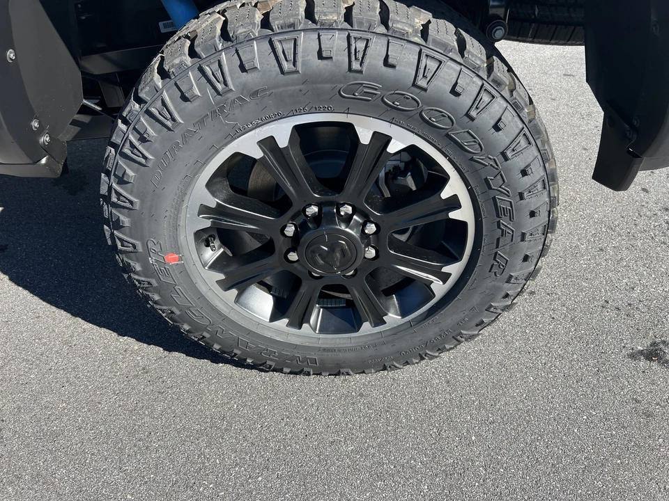 2026 Ram 2500 - Image 15 of 31