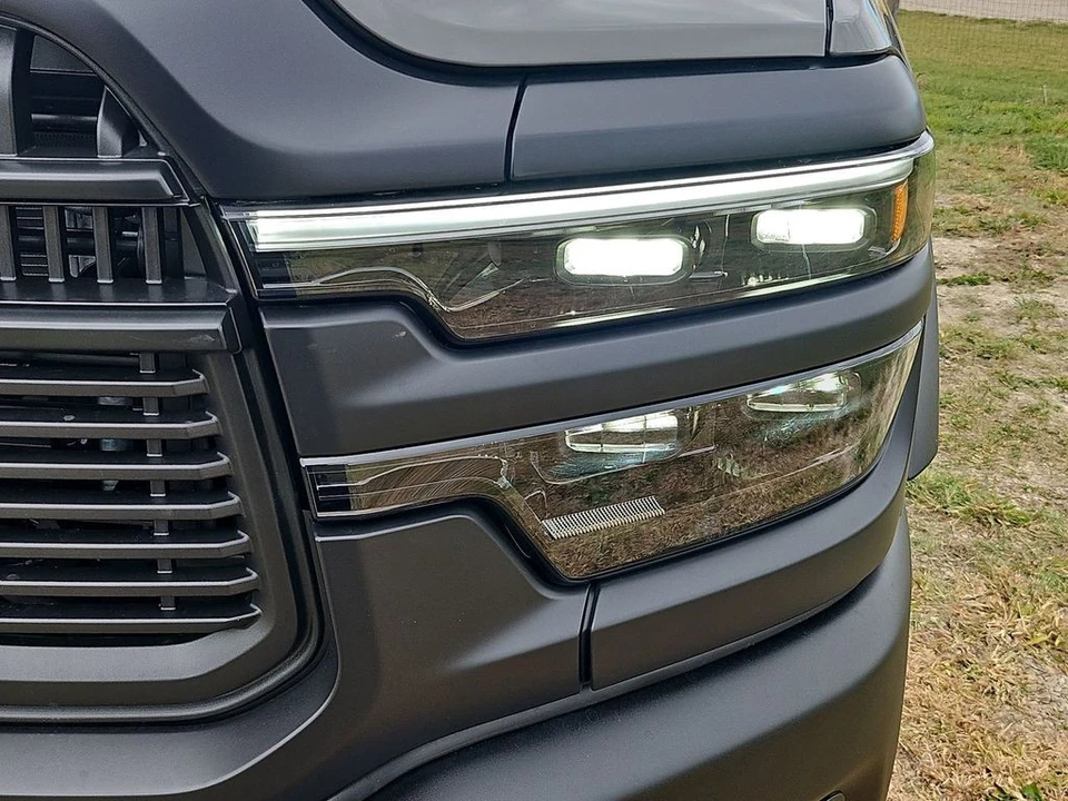 2026 Ram 2500 - Image 18 of 21