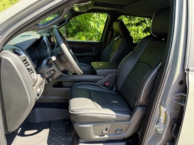 2026 Ram 2500 - Image 16 of 31