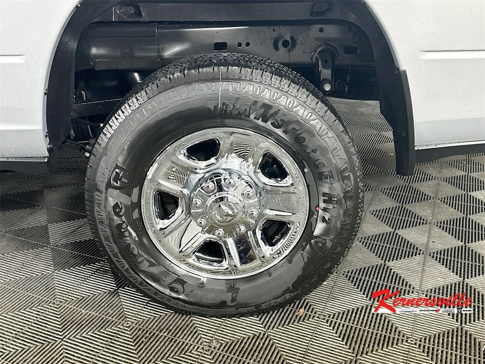 2026 Ram 2500 - Image 17 of 21