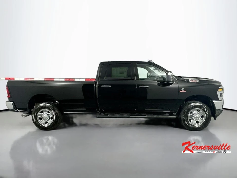 2026 Ram 2500 - Image 8 of 12