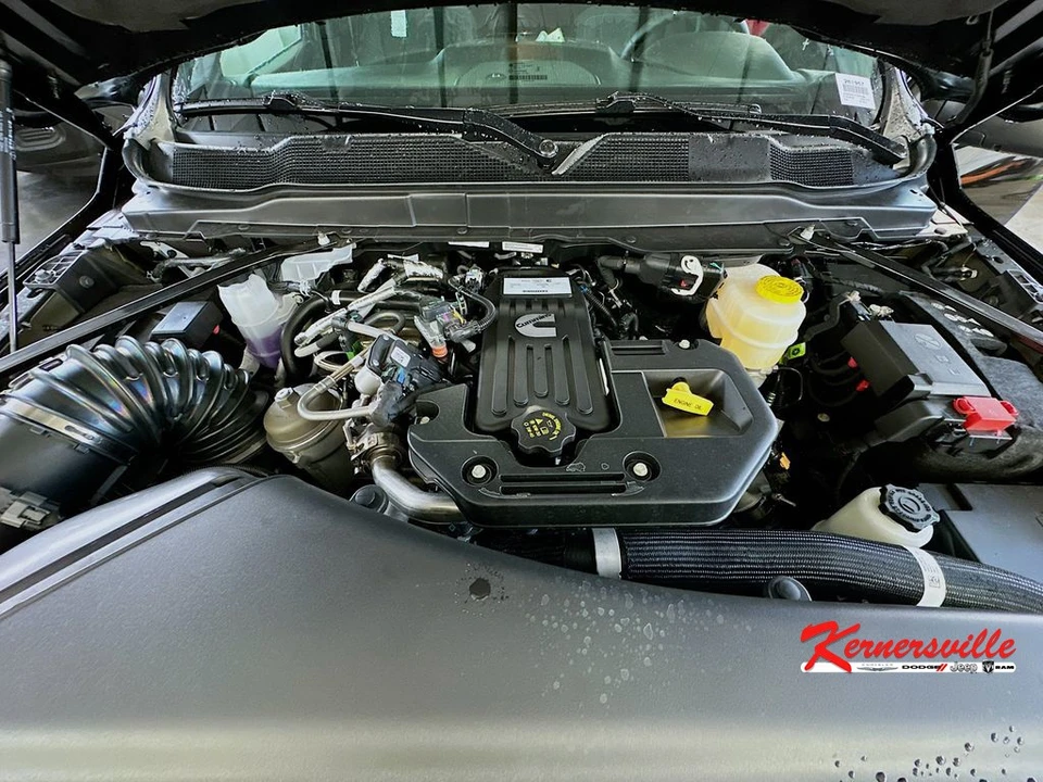 2026 Ram 2500 - Image 17 of 21