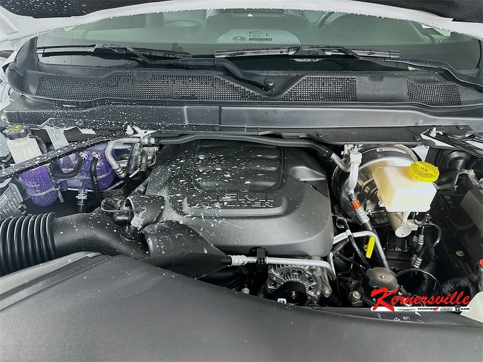 2026 Ram 2500 - Image 18 of 21