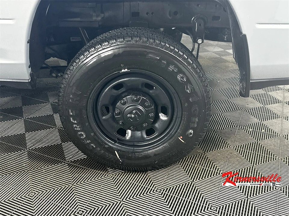 2026 Ram 2500 - Image 17 of 21