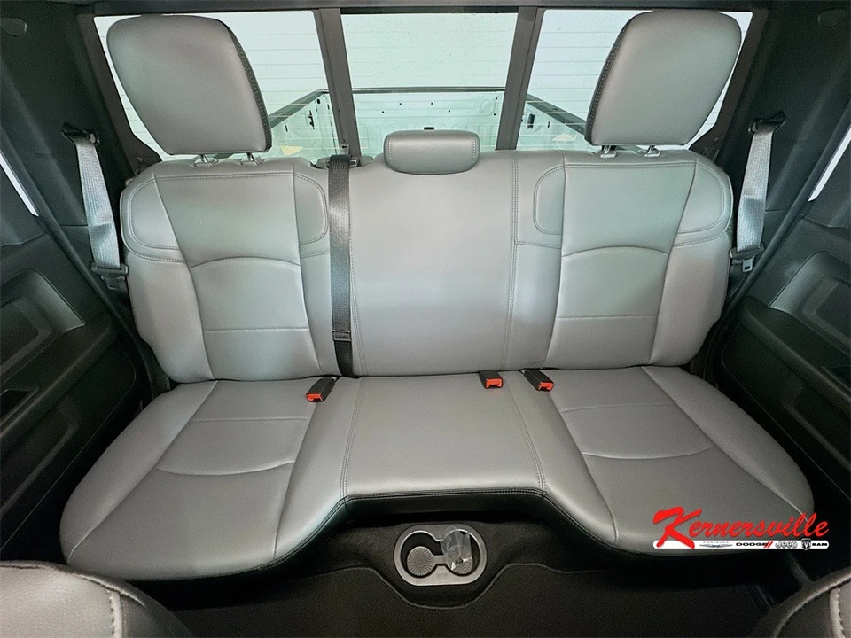 2026 Ram 2500 - Image 10 of 12