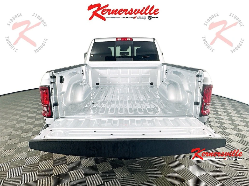 2026 Ram 2500 - Image 16 of 21