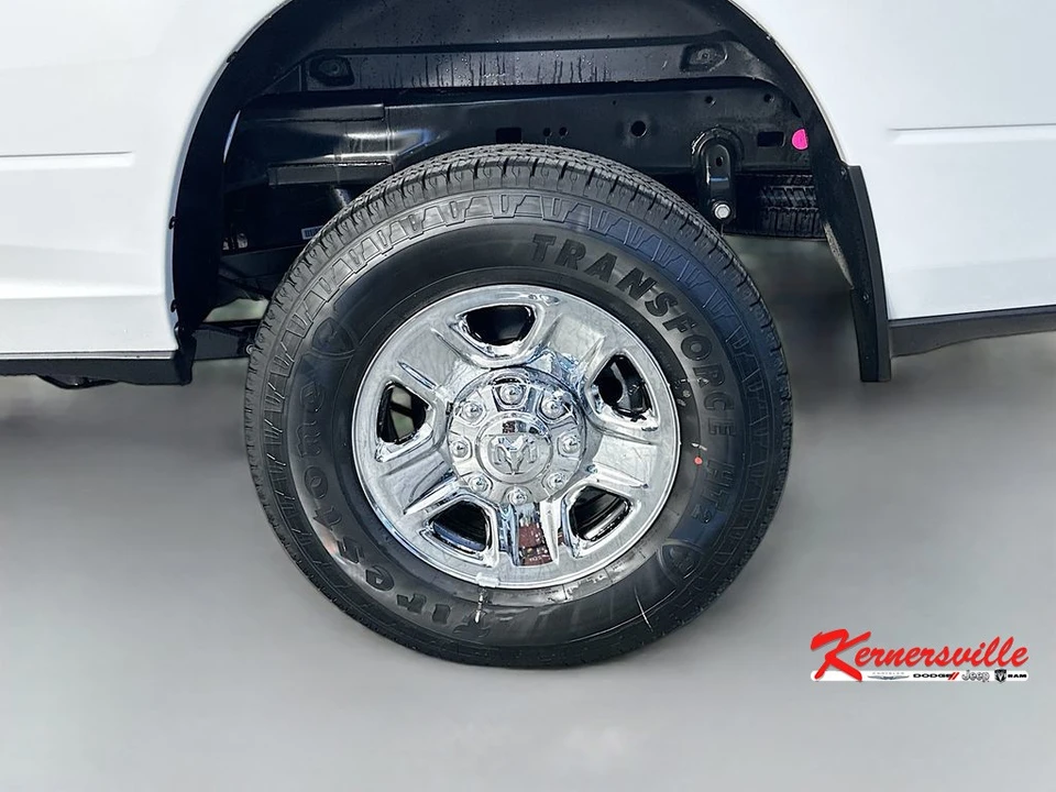 2026 Ram 2500 - Image 17 of 21