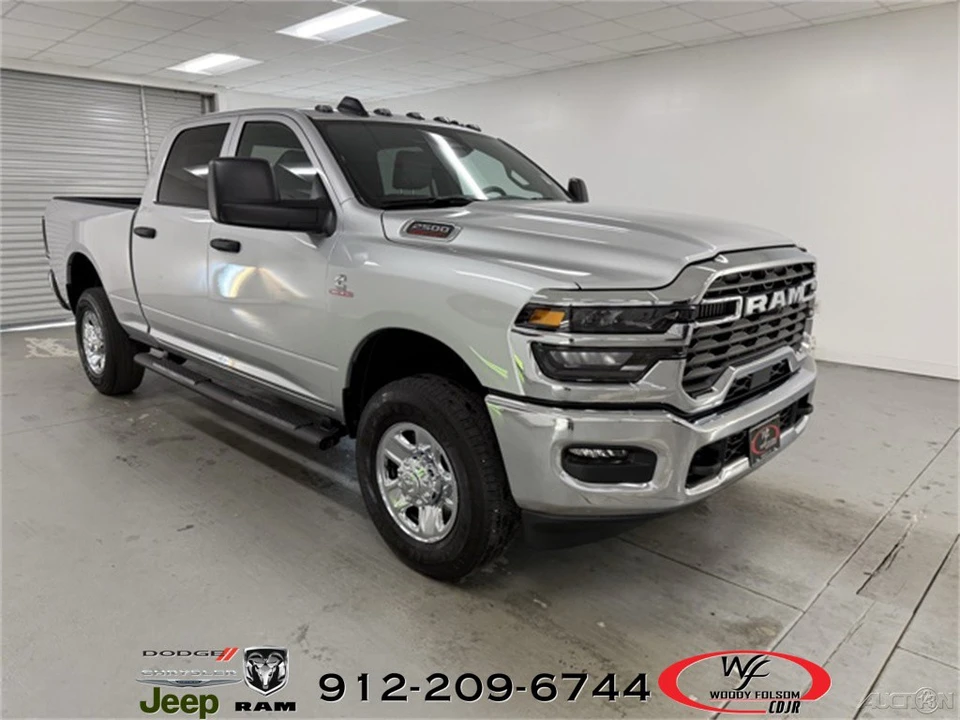 2026 Ram 2500 - Image 3 of 12