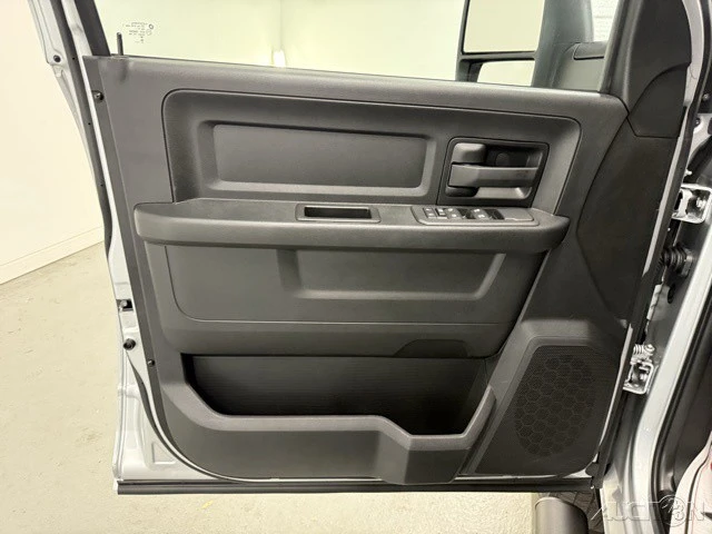 2026 Ram 2500 - Image 11 of 12
