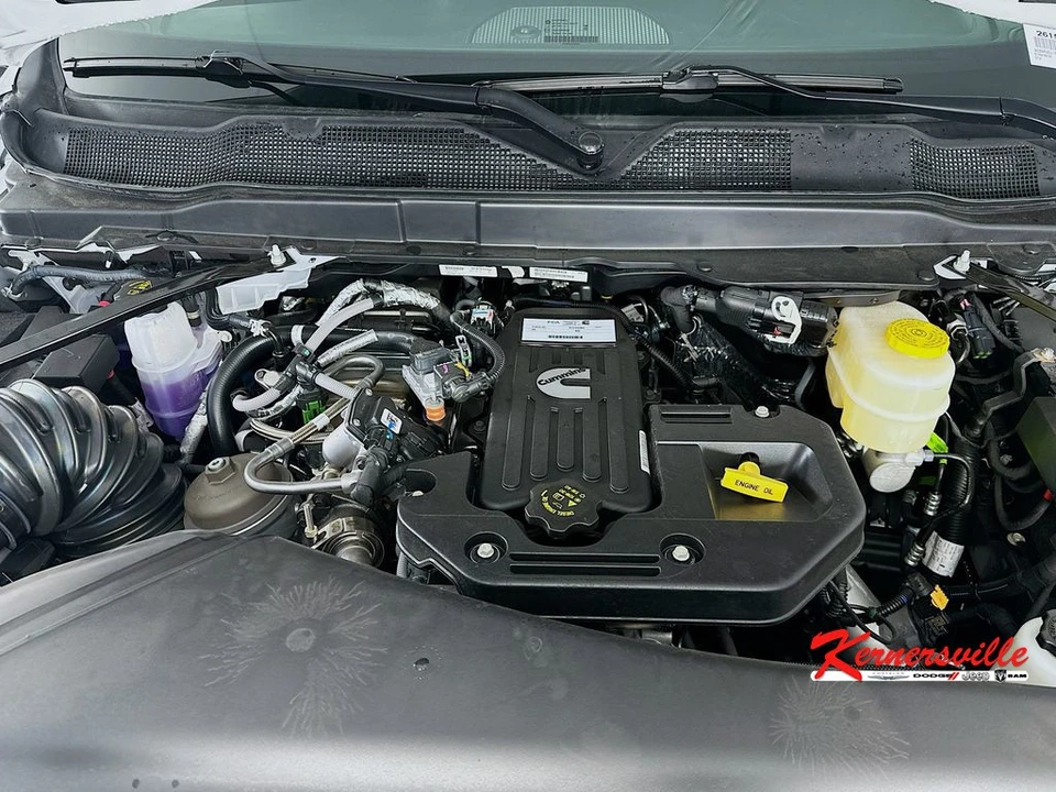 2026 Ram 2500 - Image 17 of 21