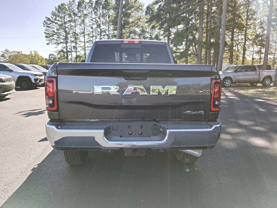 2026 Ram 2500 - Image 6 of 12