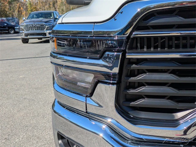 2026 Ram 2500 - Image 10 of 12