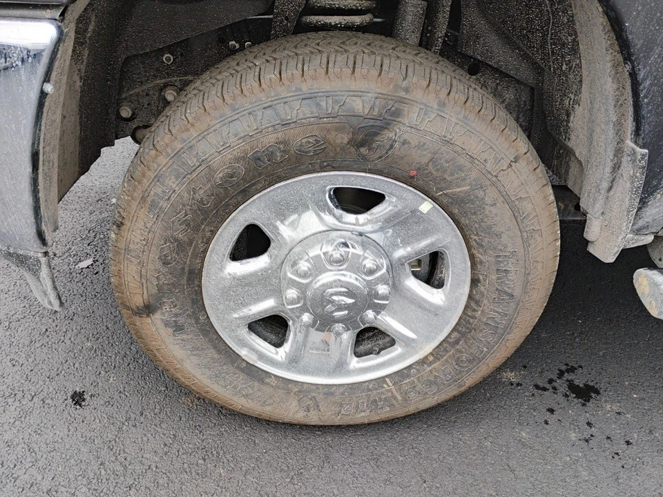 2026 Ram 2500 - Image 9 of 12