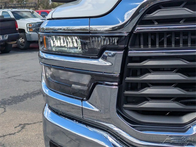 2026 Ram 2500 - Image 10 of 12