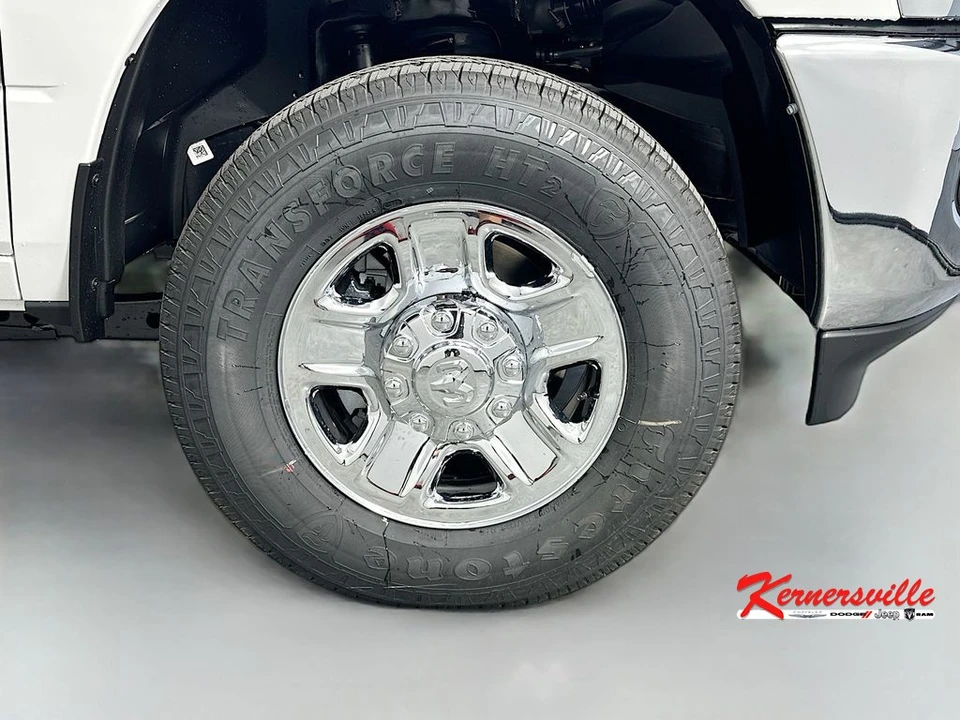 2026 Ram 2500 - Image 16 of 21