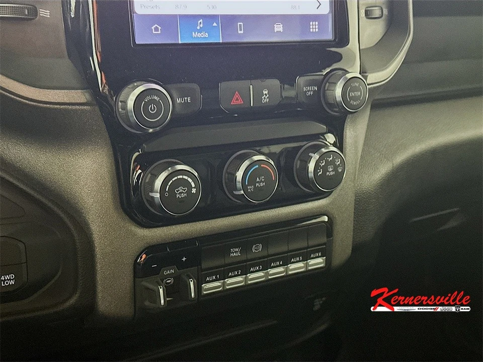 2026 Ram 2500 - Image 15 of 21