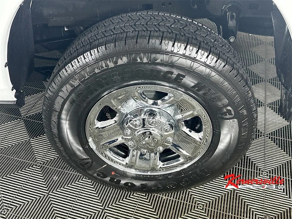 2026 Ram 2500 - Image 16 of 20