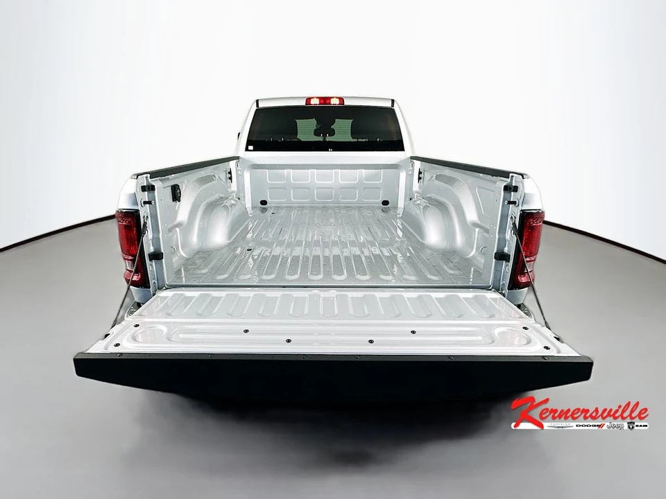 2026 Ram 2500 - Image 16 of 21