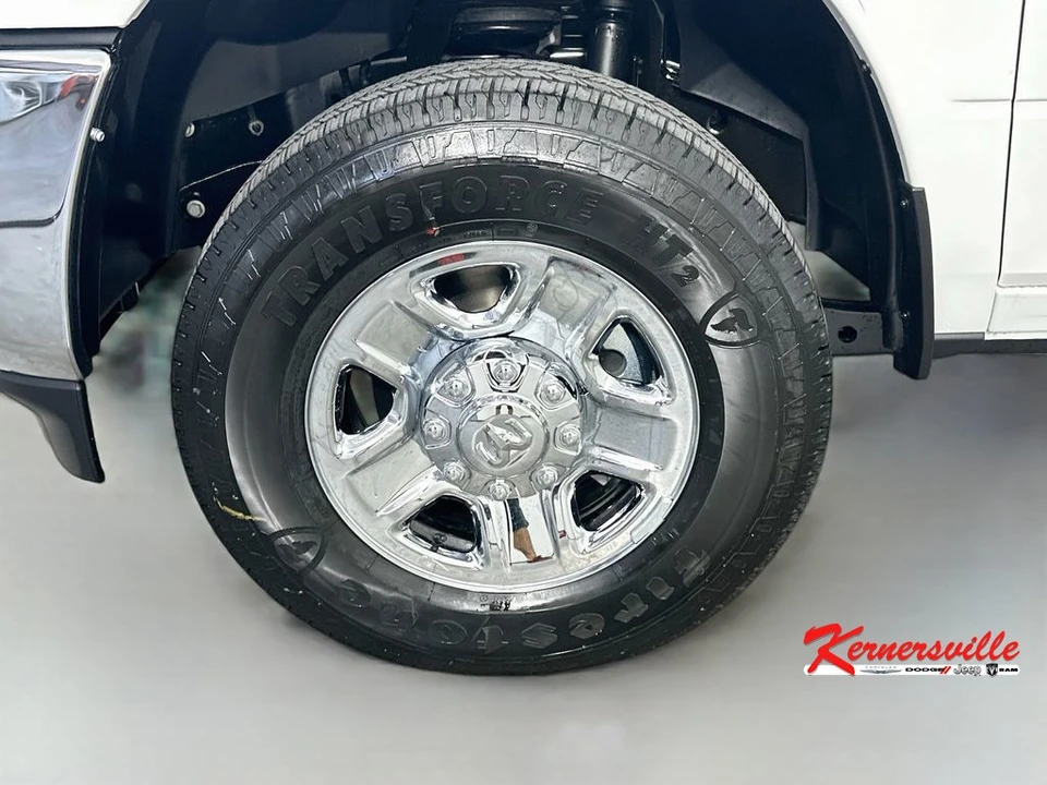 2026 Ram 2500 - Image 16 of 21