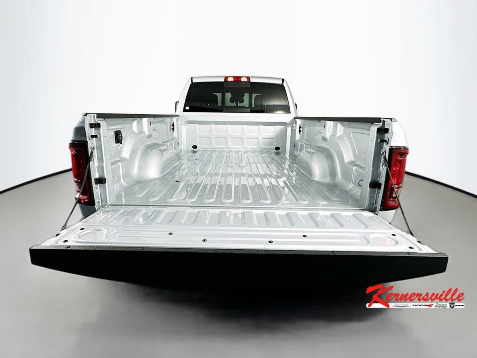2026 Ram 2500 - Image 16 of 22