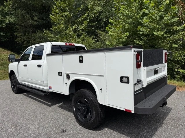 2026 Ram 2500 - Image 11 of 31