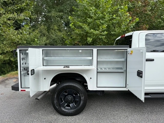 2026 Ram 2500 - Image 7 of 31