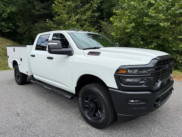 2026 Ram 2500 - Image 5 of 31