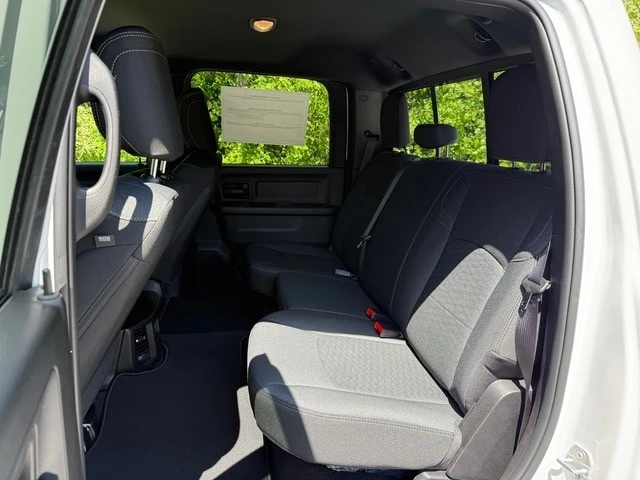 2026 Ram 2500 - Image 16 of 30