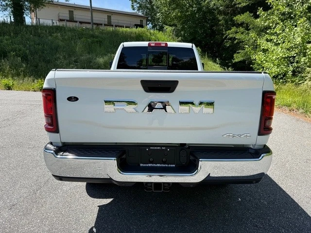 2026 Ram 2500 - Image 8 of 30