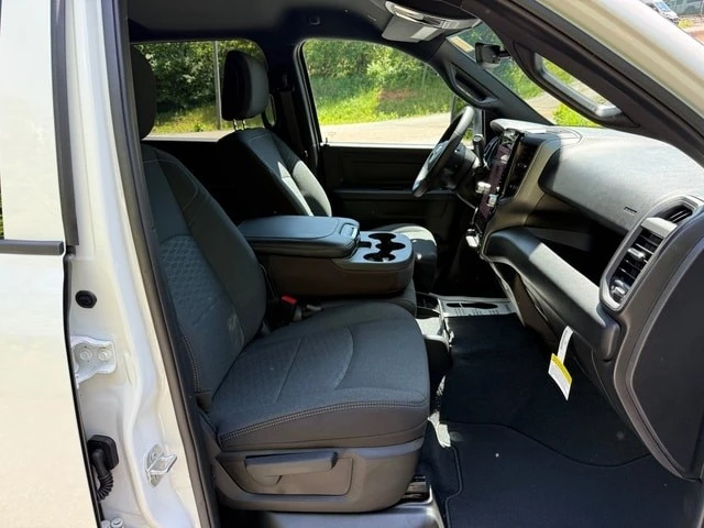 2026 Ram 2500 - Image 19 of 30