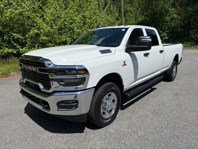 2026 Ram 2500 - Image 3 of 30
