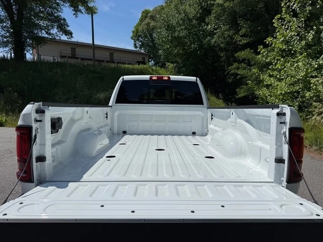 2026 Ram 2500 - Image 9 of 30