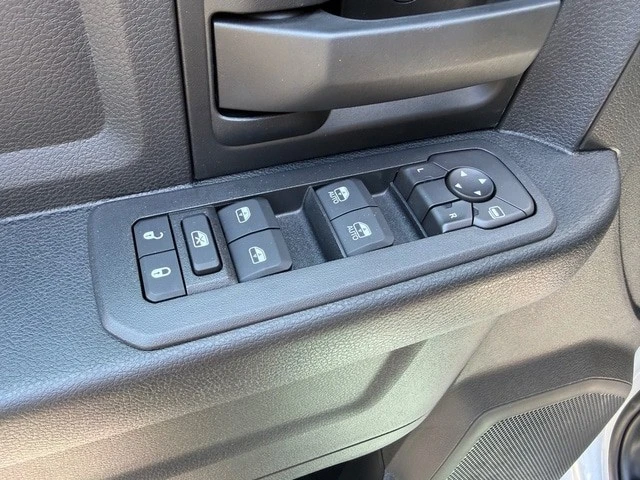 2026 Ram 2500 - Image 15 of 30